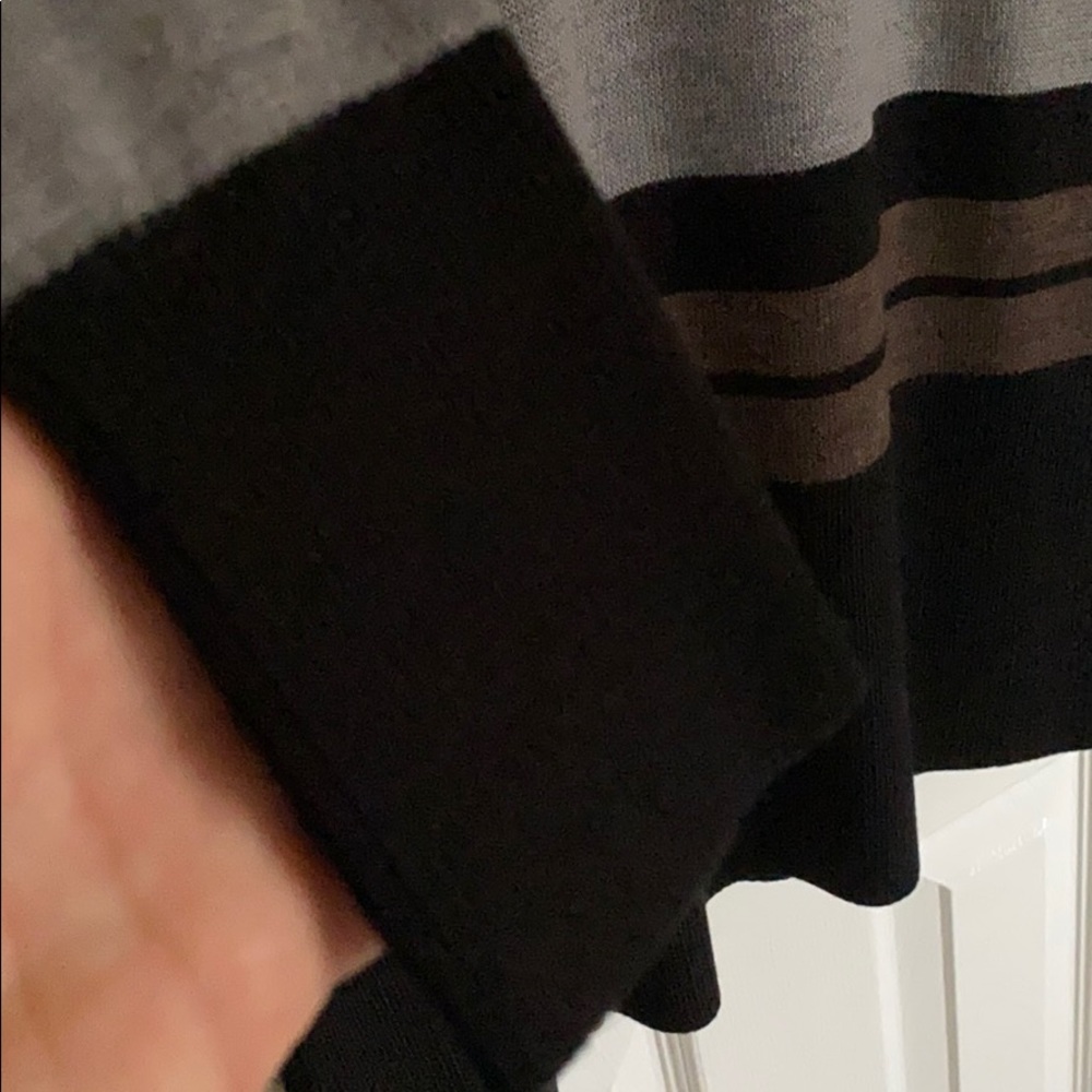 Loft Dress - Picture 3 of 8